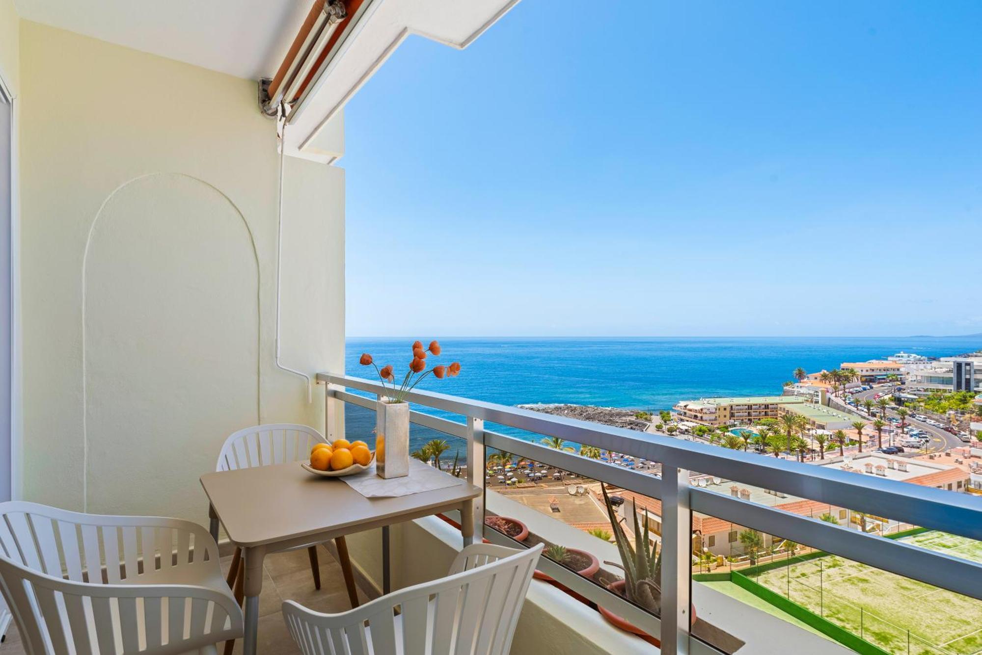 Apartment Arenas Negras Playa La Arena, Newly Renovated