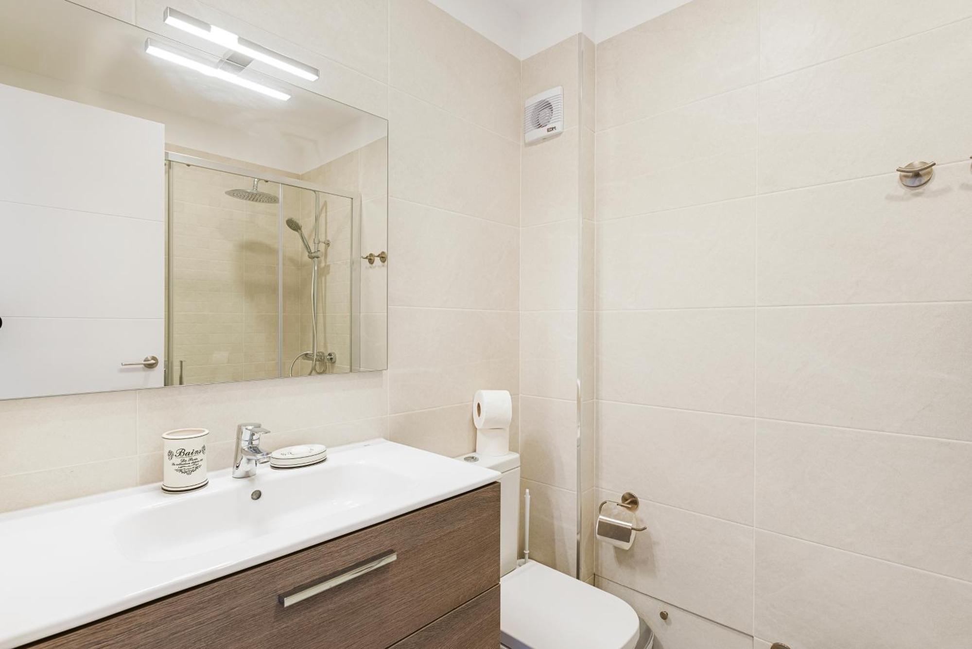 Arenas Negras Playa La Arena, Newly Renovated Apartment Puerto de Santiago (Tenerife)